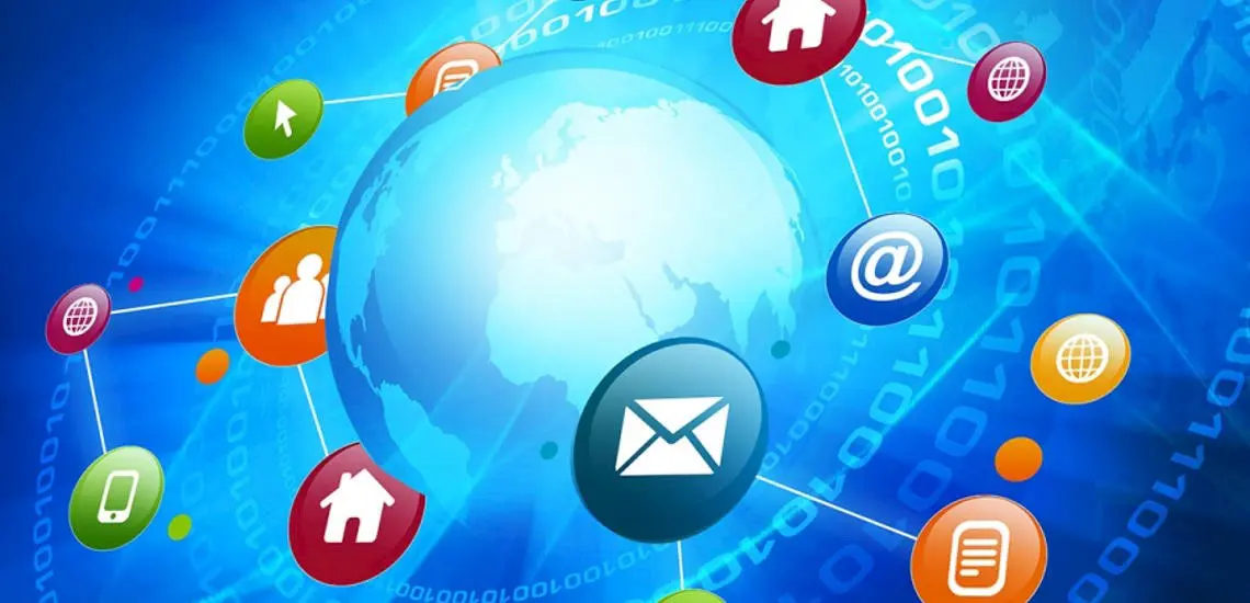 CRM (Customer Relationship Management)